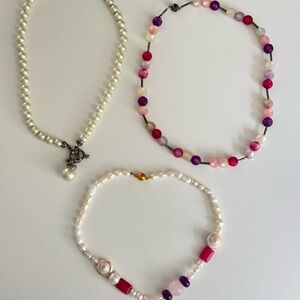 Elegant Pearl and Beaded Necklace Set